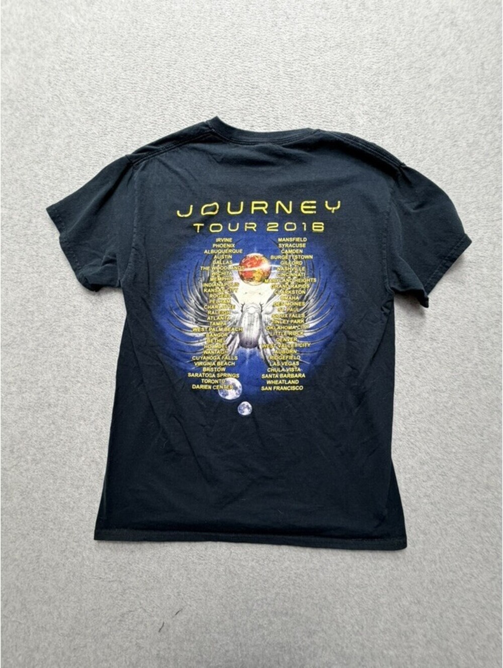 Gildan Journey Band T Shirt Men M Black Tour 2016 Graphic Print Rock Music Short - Picture 7 of 8